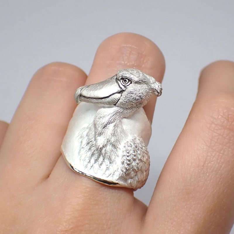 佇むハシビロコウリング(white) | EmiriA online shop 佇むハシビロコウリング(white) | EmiriA online shop
