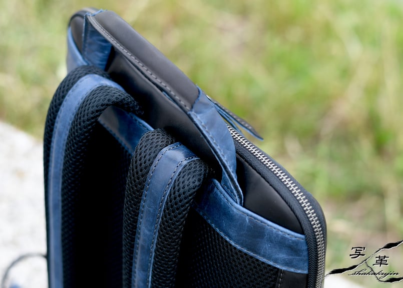 写革人 shakakujin リュック S ブルー×ブラック | ぱくさんの鞄