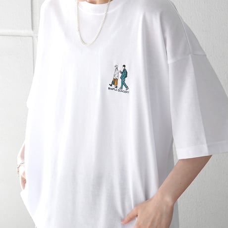 デイリーウォーキングA ワンポイント刺繍ロゴ ビッグシルエット半袖Tシャツ /ホワイト