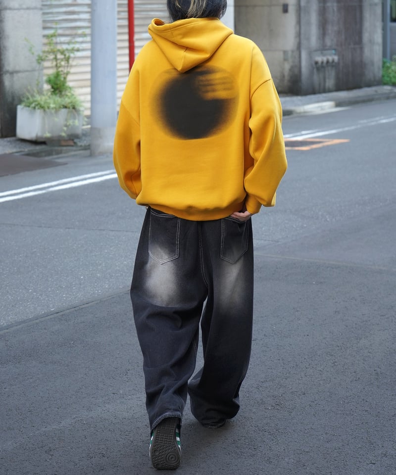 SKULLHONG イエロー 顔プリント パーカー フェード8ボールプリントパーカー /イエロー | ILLS / イルズ