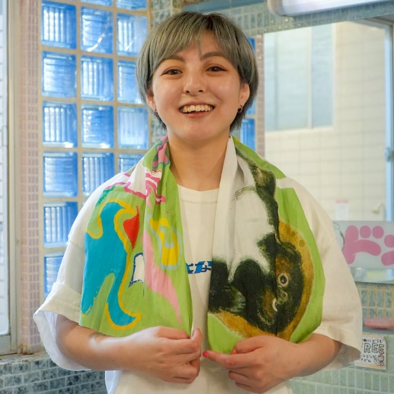 容輝湯】寝たぬき手ぬぐい | ゆとなみ商店