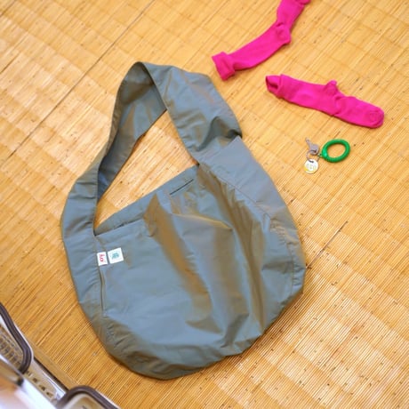 【扇温泉】fuai × 扇温泉 loop bag