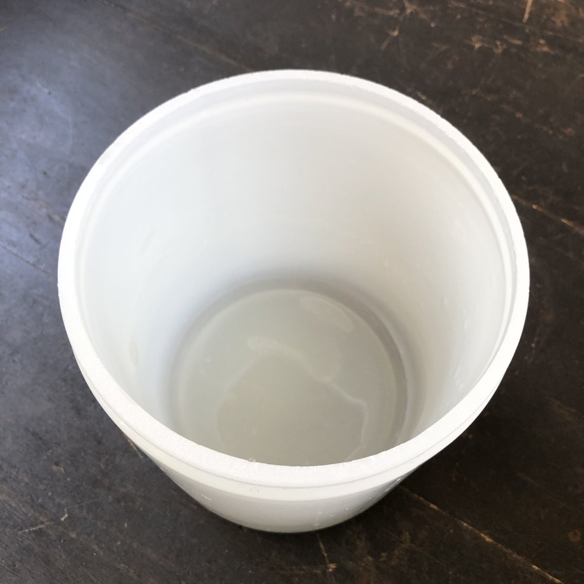 アンティーク乳白色ガラス瓶の蓋 乳白色のガラス瓶(蓋付) | maruse