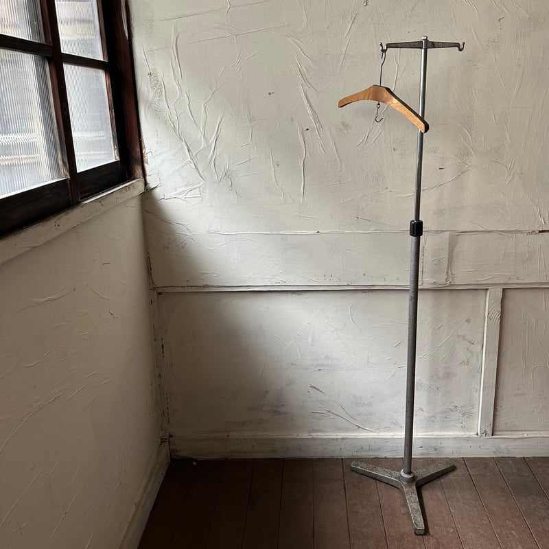 ビンテージ　点滴スタンド　 点滴台　時代　古道具　照明　ランプ　フロアスタンド ビンテージ 点滴スタンド 点滴台 時代 古道具 照明 ランプ フロアスタンド