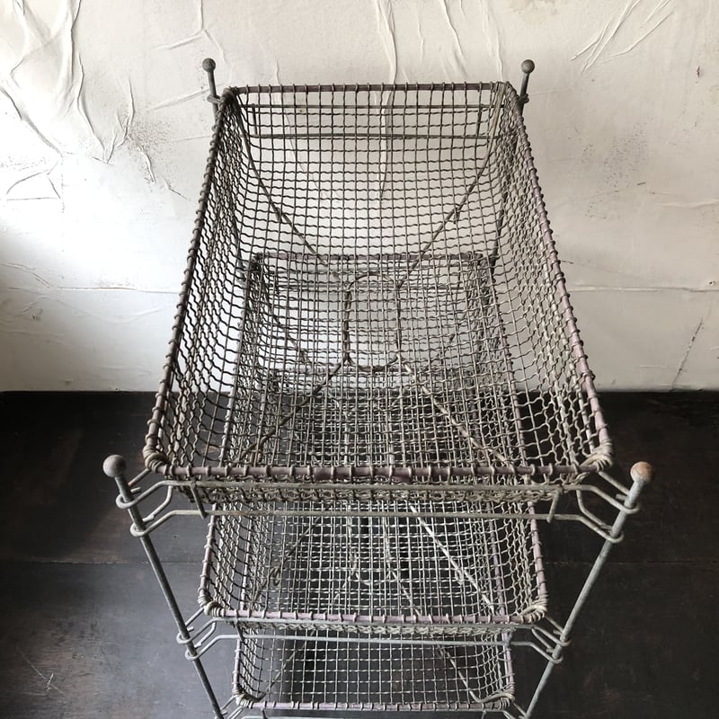 3段の鉄カゴ | maruse