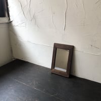 木枠の小さい鏡