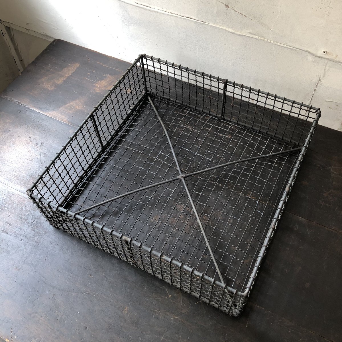 四角い鉄カゴ | maruse