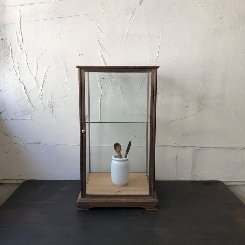 木枠の縦長ガラスケース | maruse