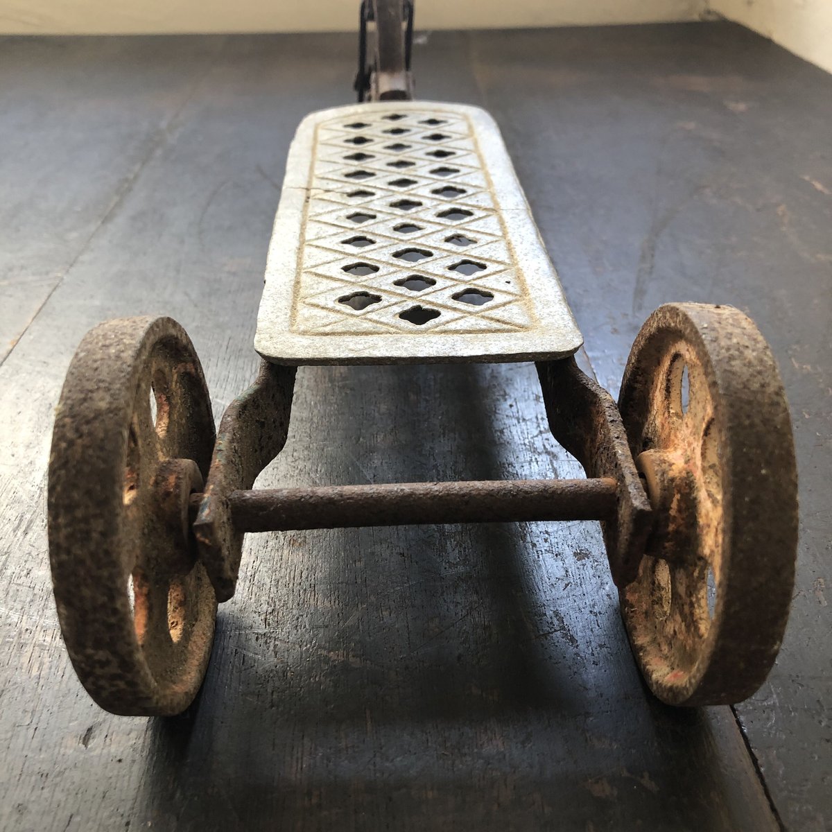 古いキックボード | maruse