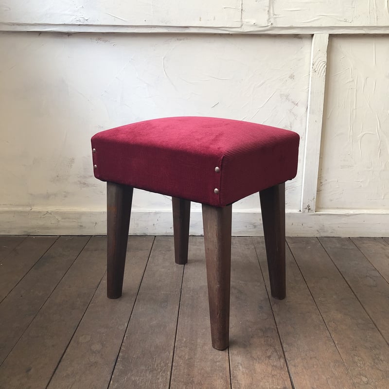 どっしりスツール LISCIO stool(3本脚)の通販 / マスターウォール