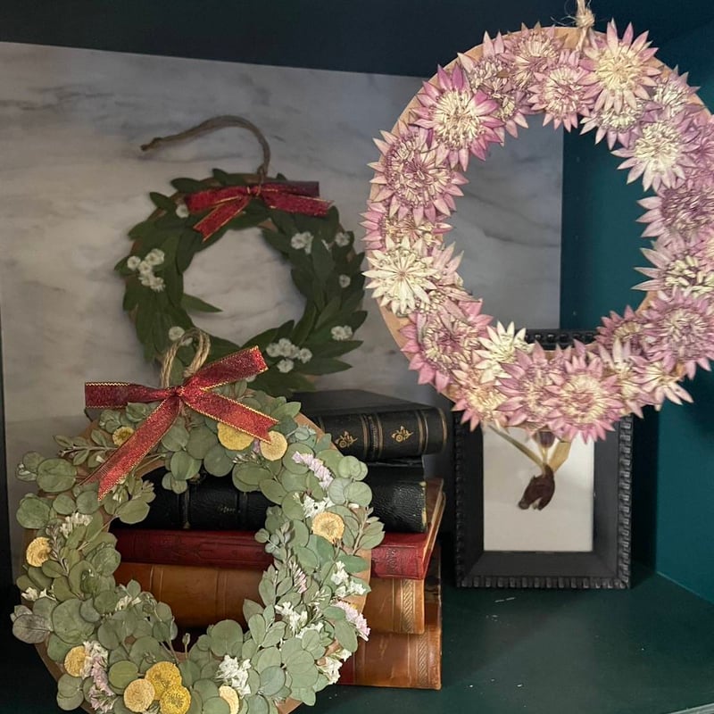 押し花アート「クリスマスリース」
