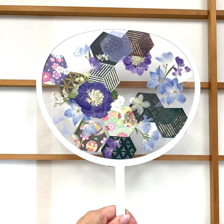 押し花のお教室：夏休み限定！クリアうちわ押し花プティレッスン
