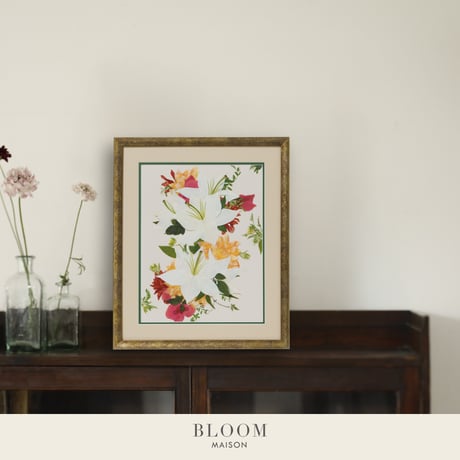 押し花ギフト【REGALOコレクション】ノブレス～華麗なる開花のとき～ カサブランカの押し花アート｜BLOOMART【起業・入退社祝い】 W372×H448×D22（㎜）