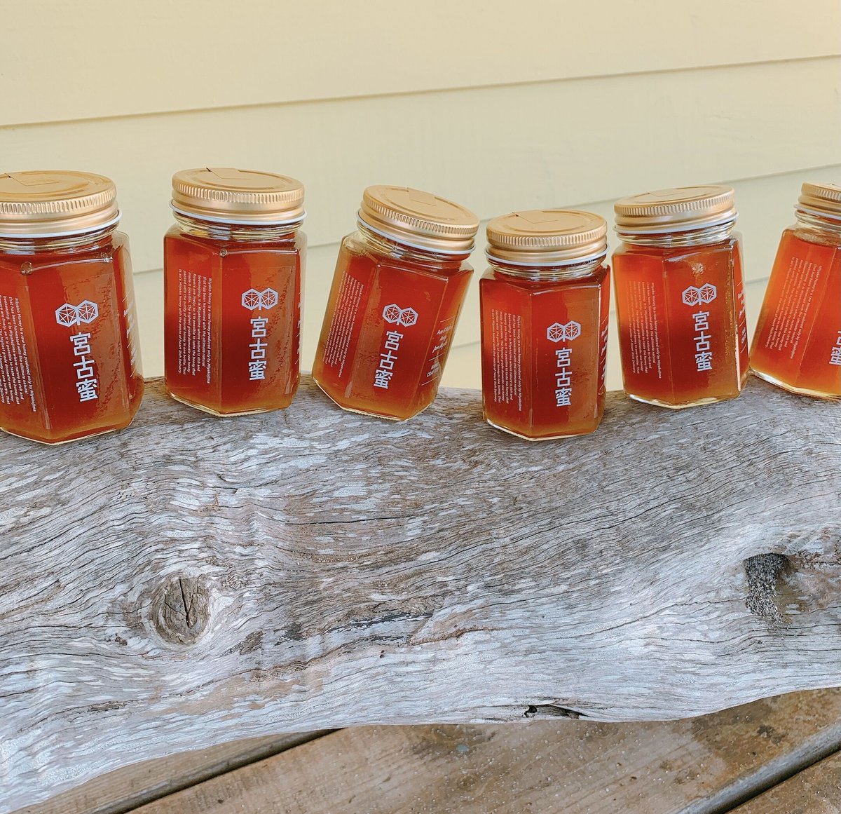 宮古島一粒万倍日　3点セット Amazon.co.jp: 日本酒セット 一ノ蔵 特別純米酒 3種飲み比べ