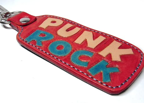 ＰＵＮＫＲＯＣＫキーホルダー
