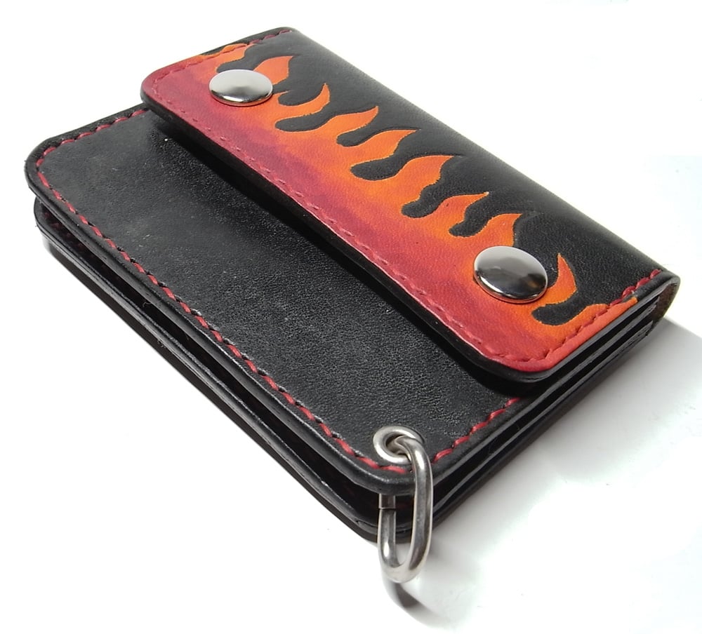 トラッカーウォレット NEWスタッズパターン　 赤✖️黒 ファイヤーパターントラッカーウォレット | STETCH HANDMADE STORE