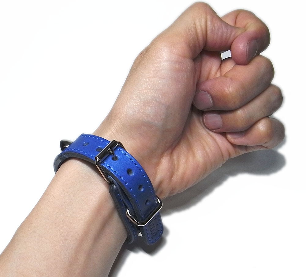 ロンドンコーン　４×3連　リストバンド ＆ シンプルレザーリストバンド　黒仕様 ロンドンコーン 4×3連 リストバンド ＆ シンプルレザーリスト