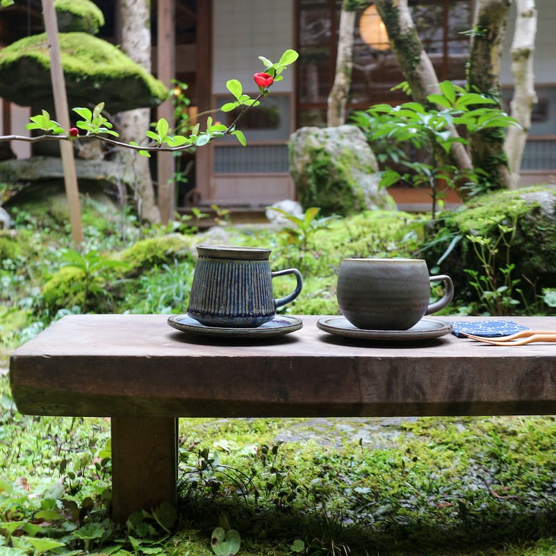 しずく窯 / 高山 丸カップ（黒） | THE SHOP 木ノ離