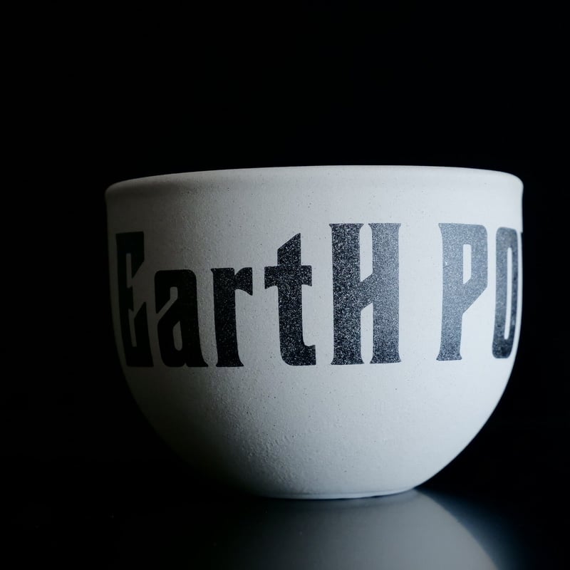 EartH POWER / WHITE 】NUTS ART WORKS × KESHIKI