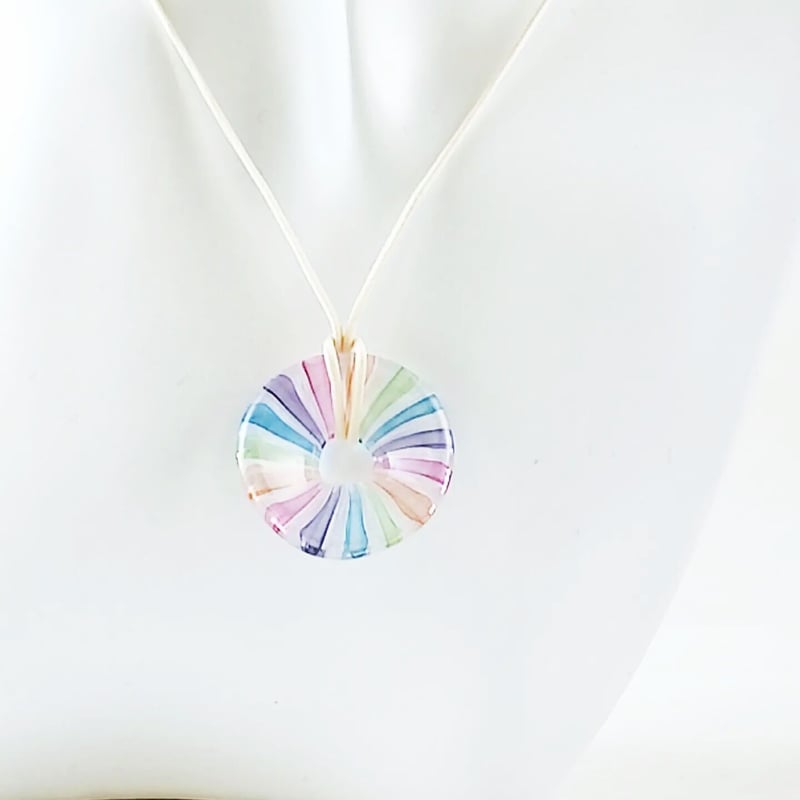 モナジー工房　虹の雫　ガラスペンダント　ネックレス　ハンドメイド ガラスネックレス'虹の雫' ネックレス・ペンダント shantiglass 通販
