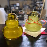黒豆硝子・黄金（鏡餅） | ガラス工房るん