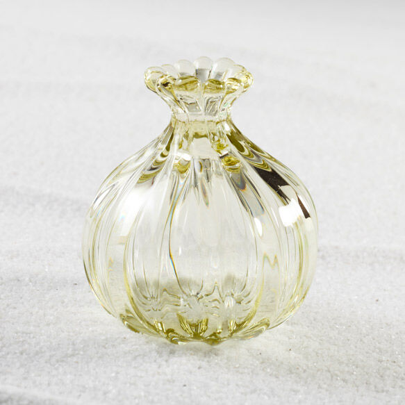 骨董　時代ガラス　霰プレス　あられ模様　花型　菓子器　飴屋瓶　ボンボン入れ 峰鶴窯の花器K23/透かし/高麗青磁/骨董 | 骨董・アンティークの
