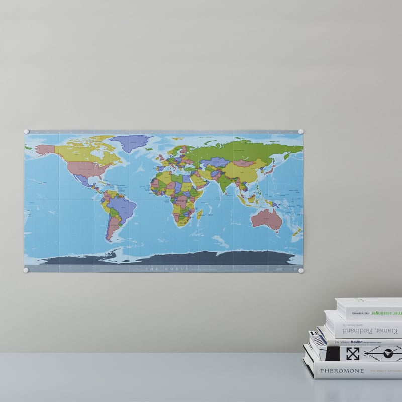 テーブルに置いて、壁に貼って [ベーシック] 自立式世界地図 | マルモ印刷