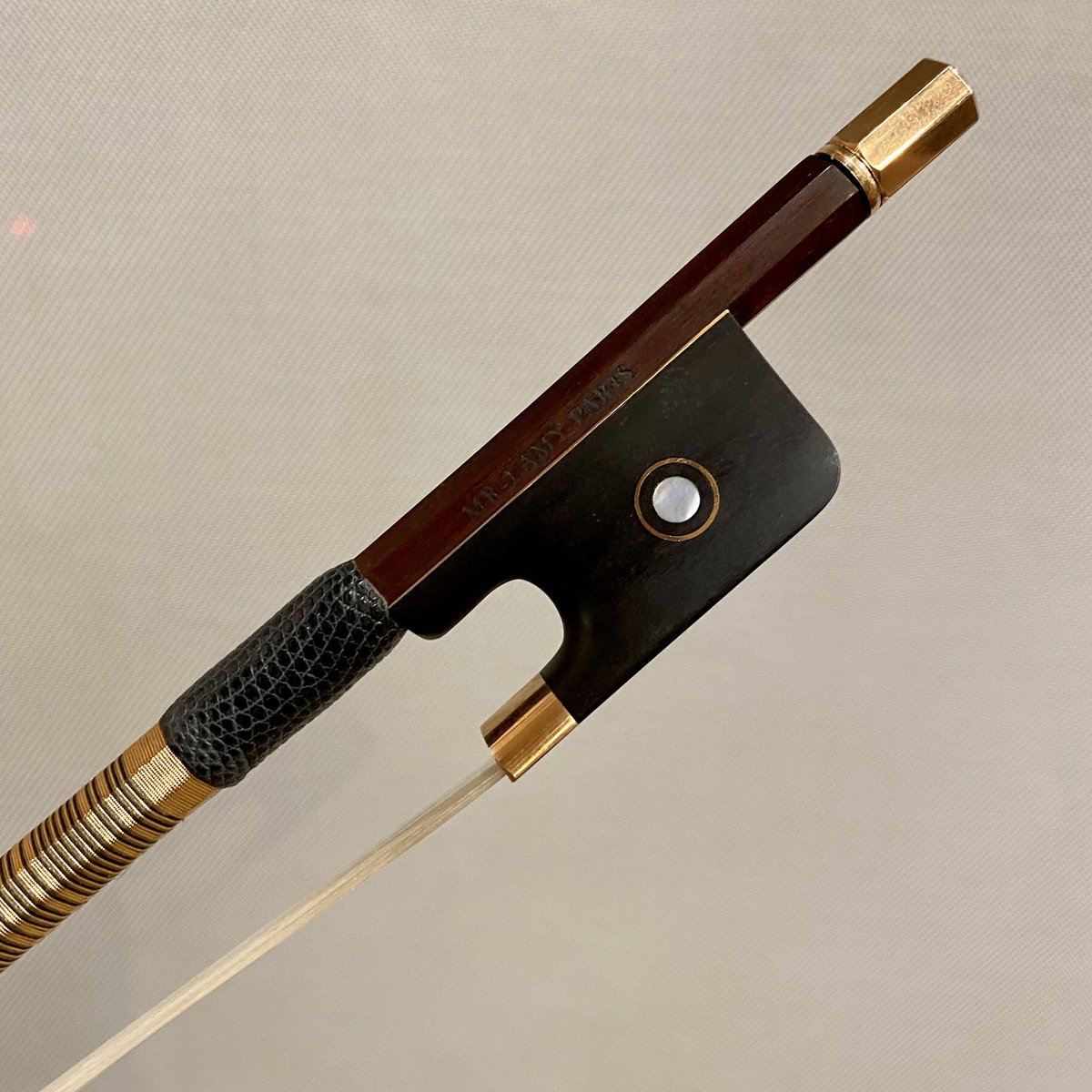 チェロ　弓　R.HAGEMAN チェロ 弓 R.HAGEMAN