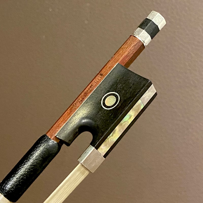 【上質ドイツ製】 Wilhelm Raum 2つ星 バイオリン弓 4/4 上質ドイツ製】 Wilhelm Raum 2つ星 バイオリン弓 4/4 上質