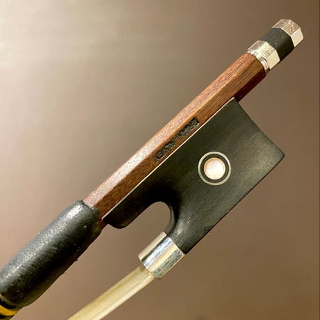 OLDvn弓　オープンフロッグ19c末前後フレンチと推察　一級のプレイヤビリティ OLDvn弓オープンフロッグ19c末前後フレンチと推察一級のプレイヤ