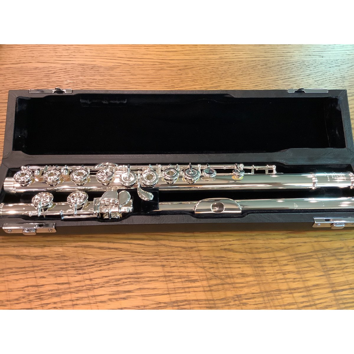 Flute Sankyo【Silversonic】 | 国際楽器社 オンラインショップ Flute Sankyo【Silversonic】 | 国際楽器社 オンラインショップ