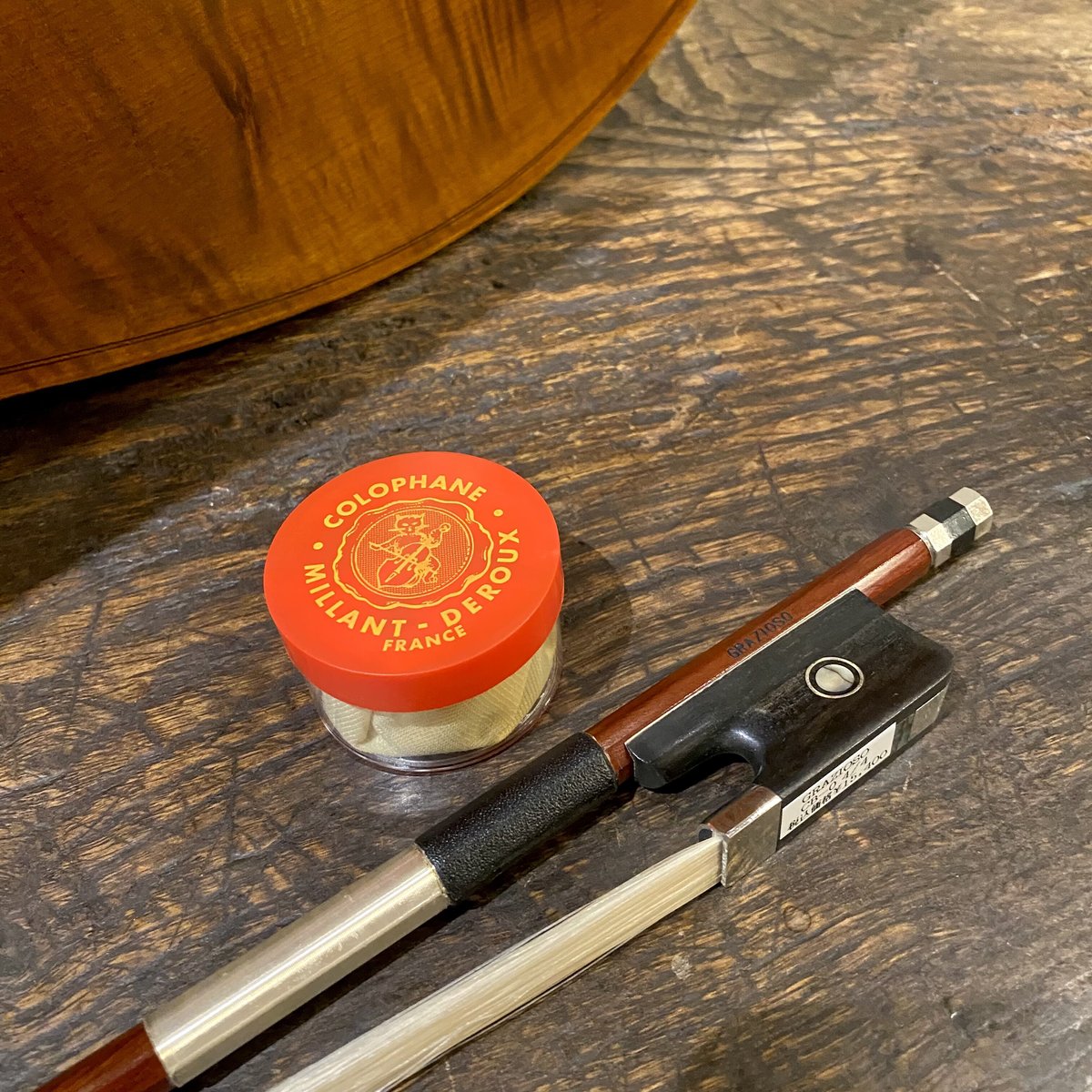 新品　grazioso チェロ弓 チェロセット】☆新入生応援☆Graziosoグラッツィオーゾ 本体＆弓