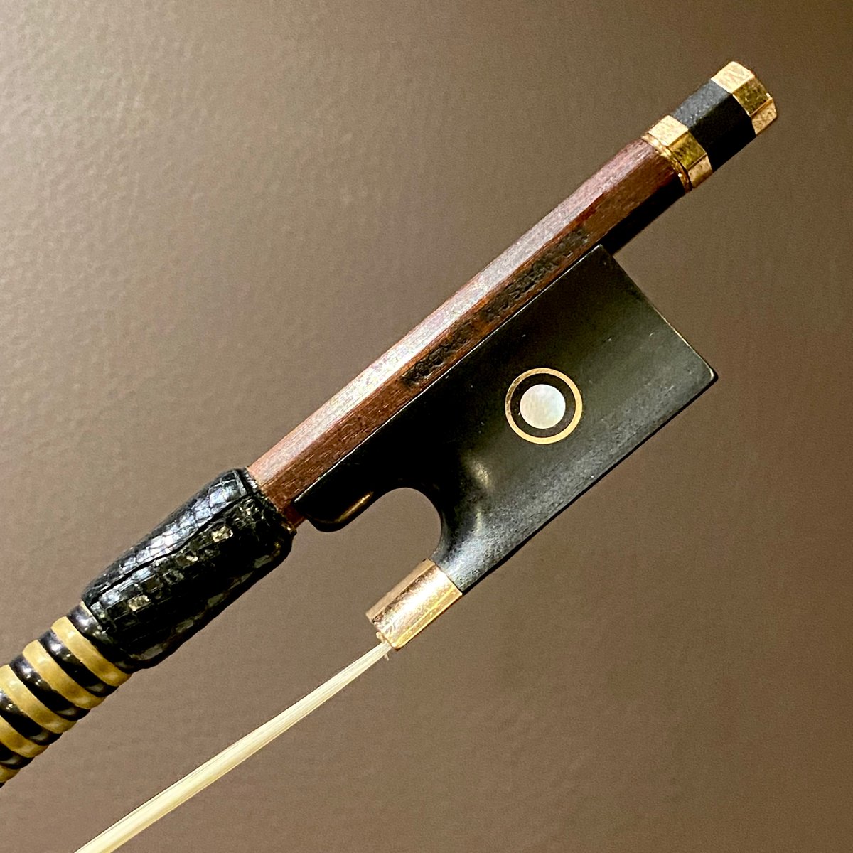 イギリス王 チェロ弓 77g （弓/チェロ弓(並び順：価格(高い順) 2