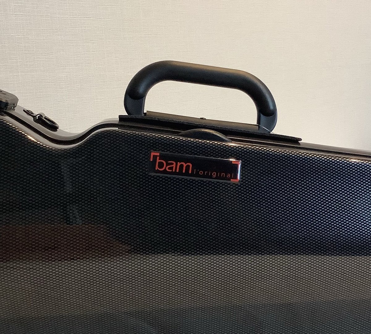 Bam ブラックバイオリンケース Violin Case】BAM（バム）Hightech Contoured（ハイテック