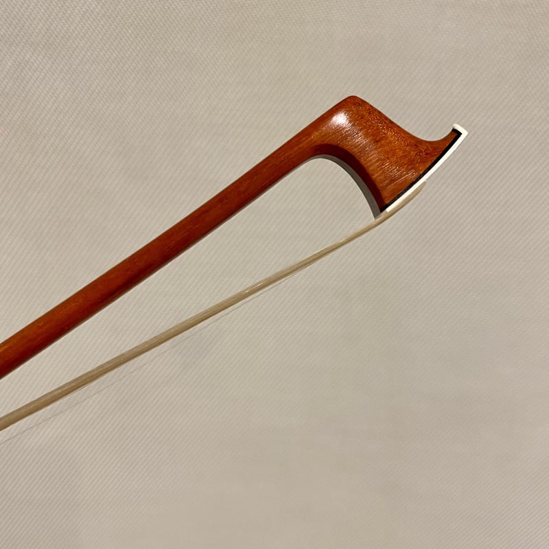 イギリス製　チェロ弓　77g イギリス製 チェロ弓 77g イギリスのオールドチェロ、トーマス
