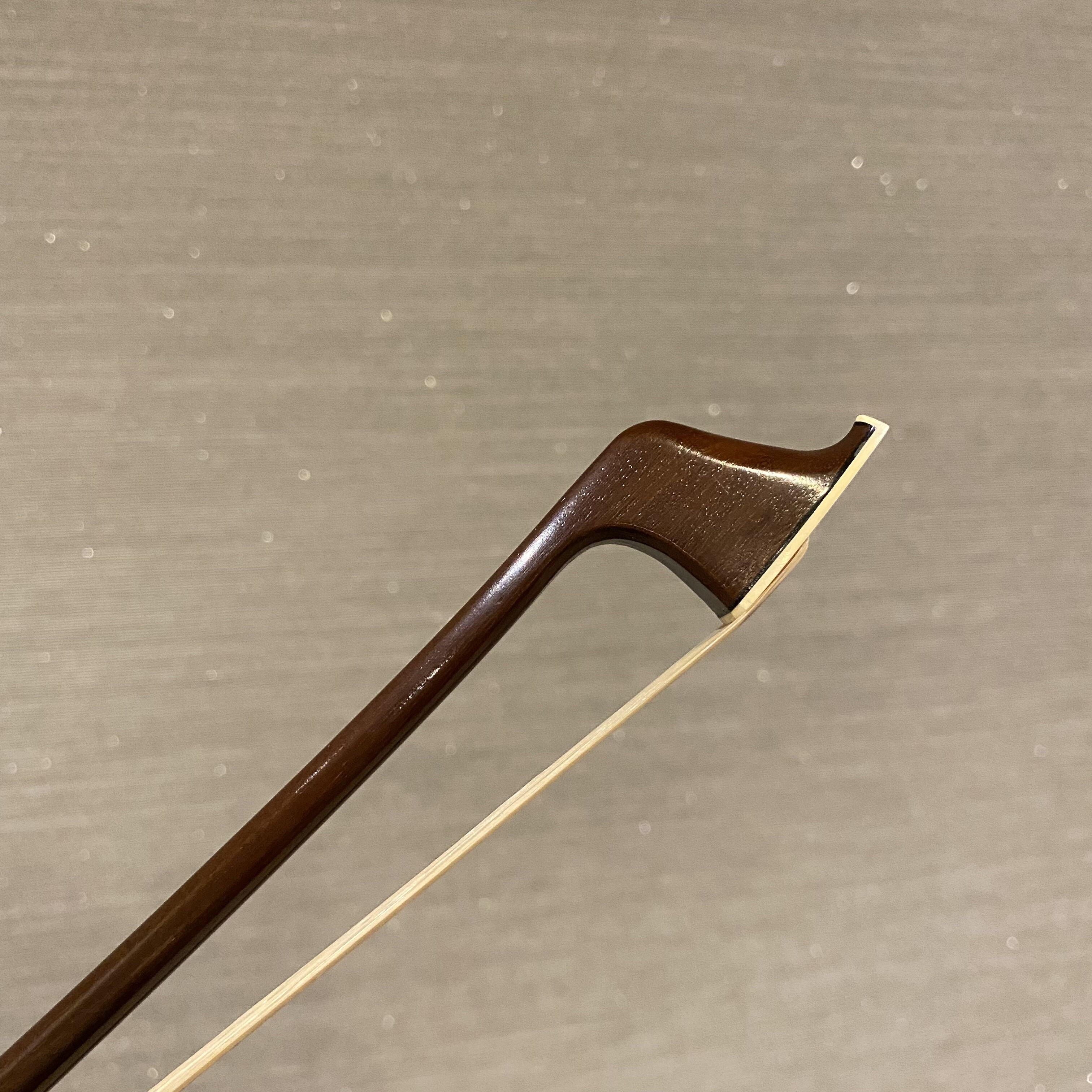 チェロ弓　Archet A3001　アルシェ チェロ弓】 アルシェA3001-VC | 国際楽器社 オンラインショップ