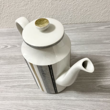 Midwinter Fine Shape Queensberry Coffee Pot 01