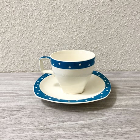 Midwinter Stylecraft Shape Blue Domino Cup & Saucer 01
