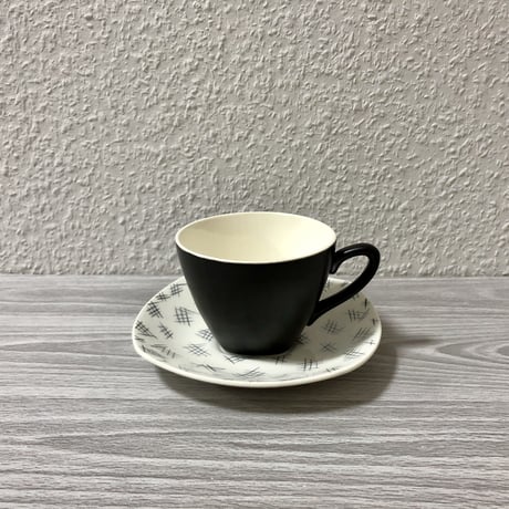 Midwinter Fashion Shape Monaco Cup & Saucer 02