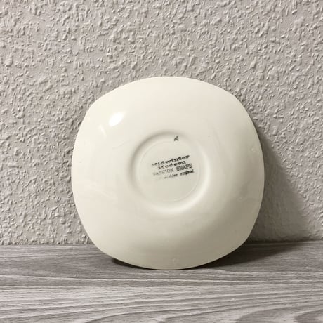 Midwinter Fashion Shape Quite Contrary Cup & Saucer 01