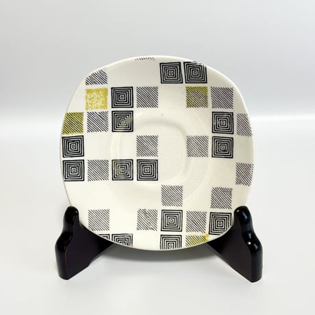 Midwinter Fashion Shape Patio Cup & Saucer 04