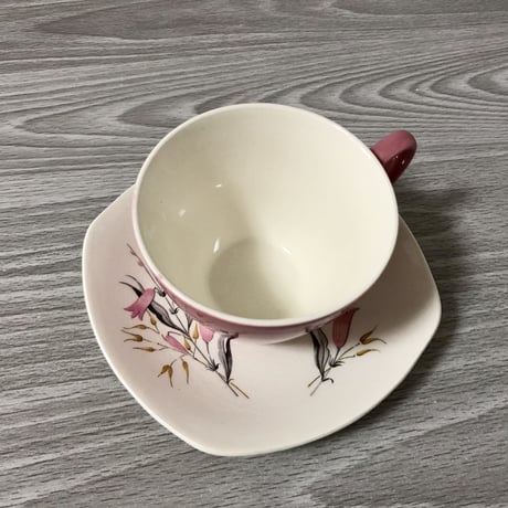 Midwinter  Fashion Shape Blue Harebells (Pink) Cup & Saucer  02