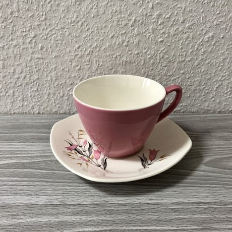 Midwinter  Fashion Shape Blue Harebells (Pink) Cup & Saucer  02