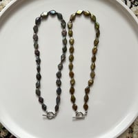 pearl choker necklace