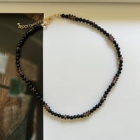 onyx/brown crystal
