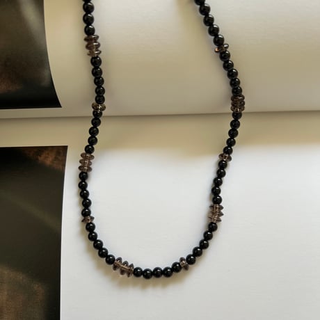 onyx/brown crystal