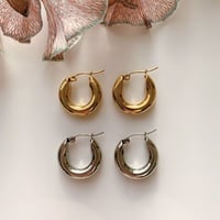 hoop stainless pierce