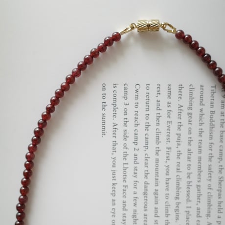 garnet magnet