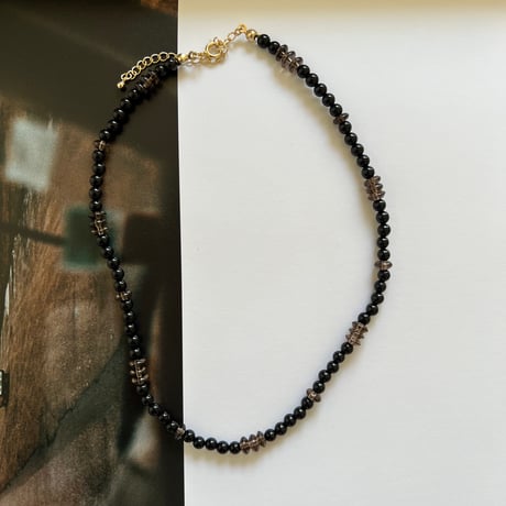 onyx/brown crystal