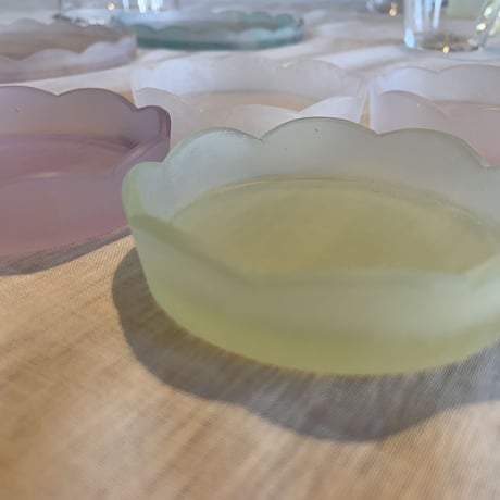 未使用　ガラス　井上枝利奈さん　プレート　２枚セット　パートドヴェール 井上枝利奈 | STORES